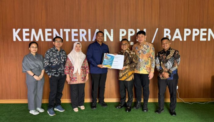 Tampil Meyakinkan, Bupati Bantaeng Presentasikan Rencana Pembangunan Strategis Daerah di Kementerian PPN/Bappenas